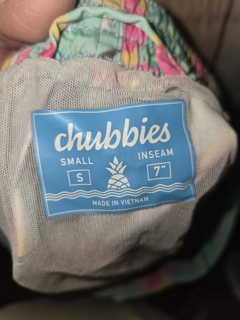 Chubbies Aqua Flamingo Print Drawstring Swim Trunks. Size Small. 7